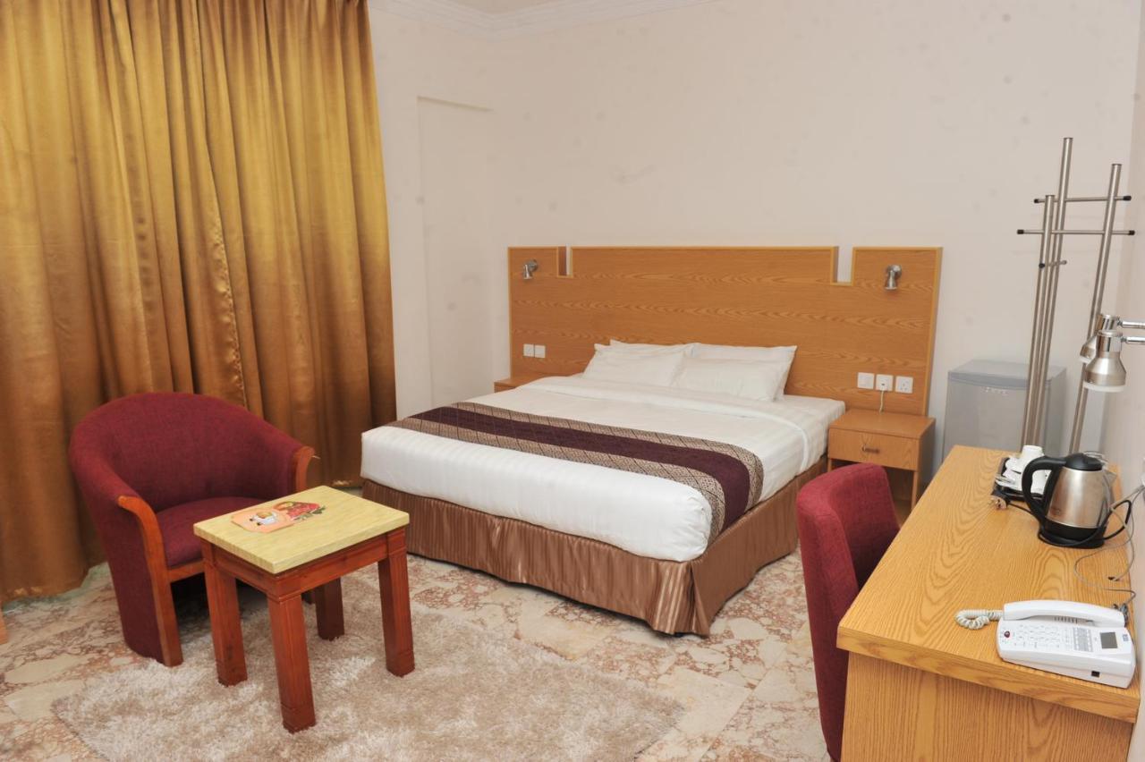 Al Reef Hotel Mascate Exterior foto