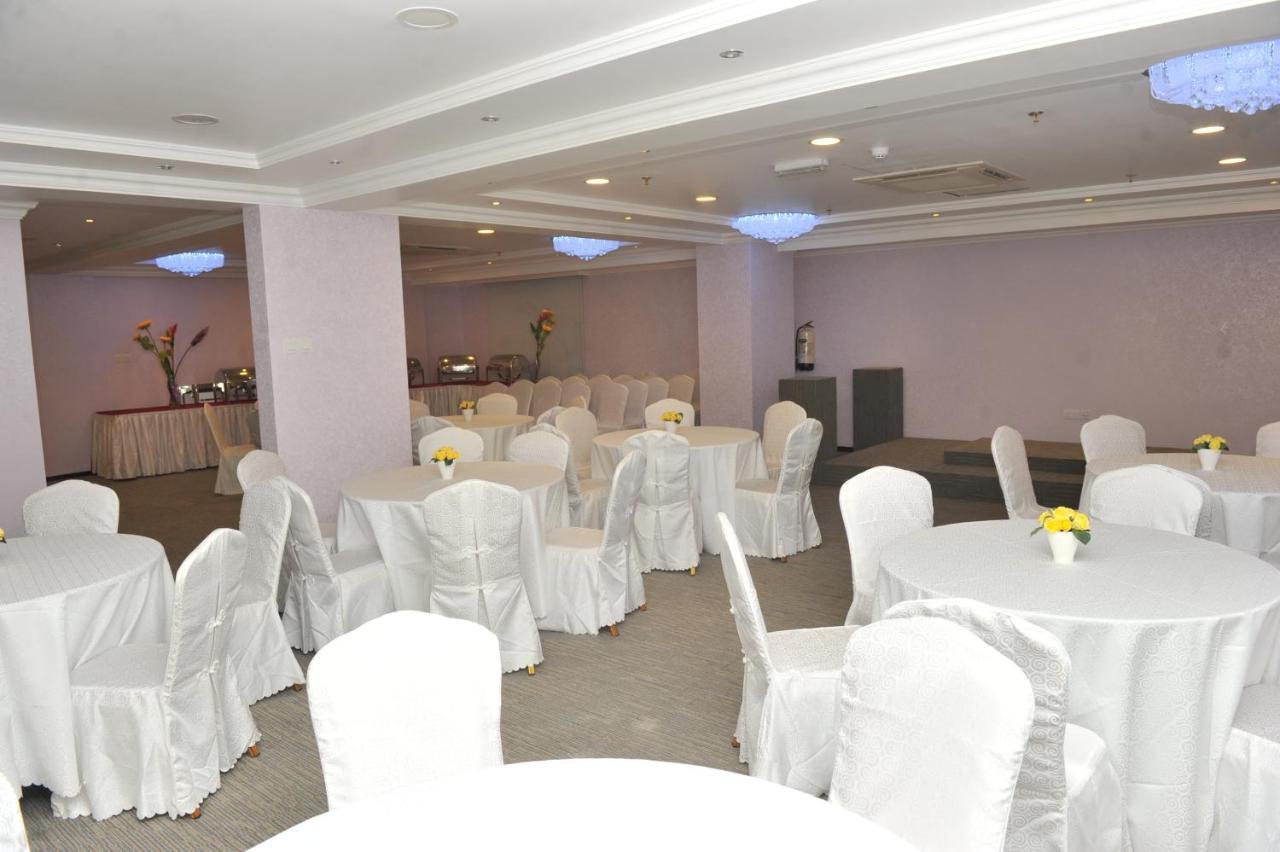 Al Reef Hotel Mascate Exterior foto